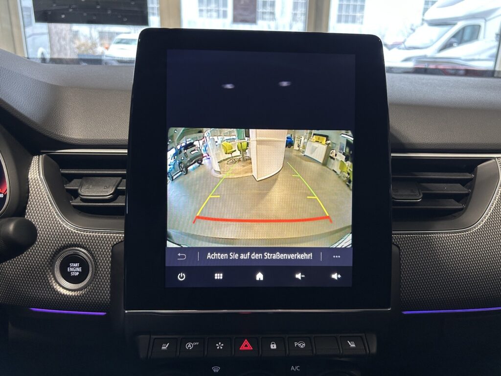 Renault Arkana Exposé-Bild 25