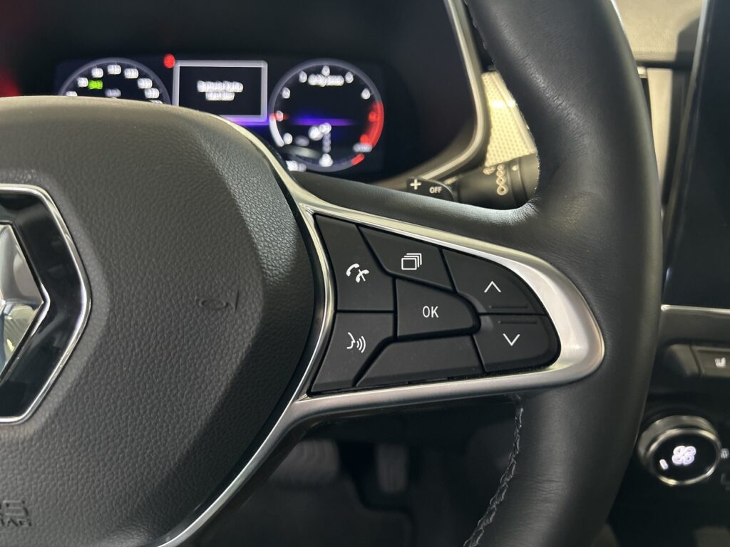 Renault Arkana Exposé-Bild 17