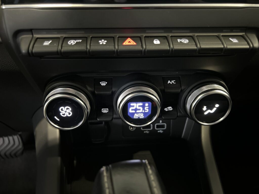 Renault Arkana Exposé-Bild 26