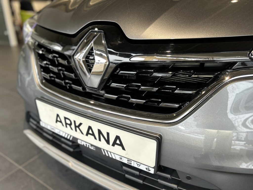Renault Arkana Exposé-Bild 38