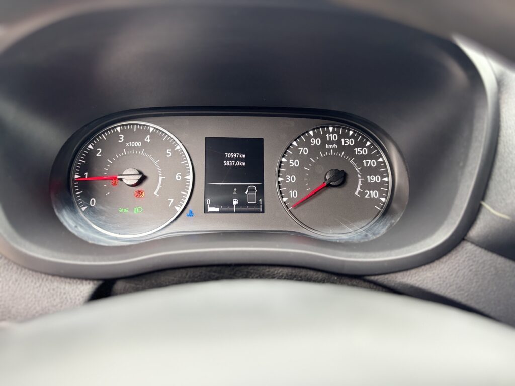 Renault Master Exposé-Bild 8