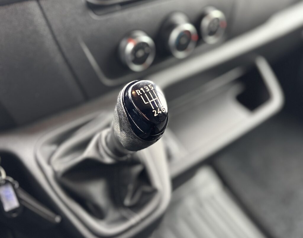 Renault Master Exposé-Bild 13