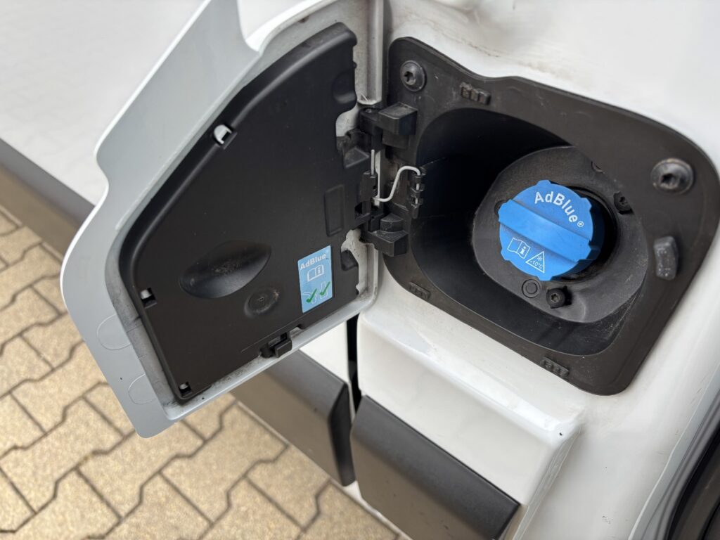 Renault Master Exposé-Bild 42