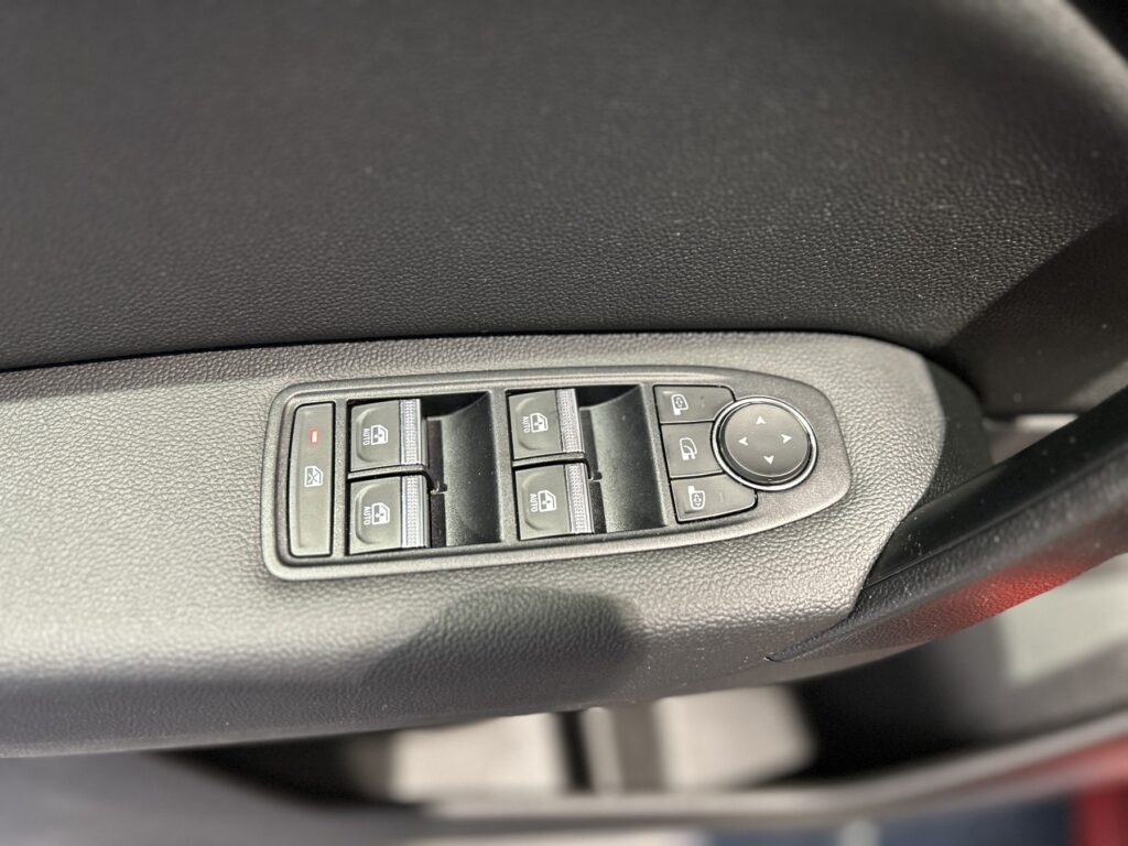 Renault Captur Exposé-Bild 23