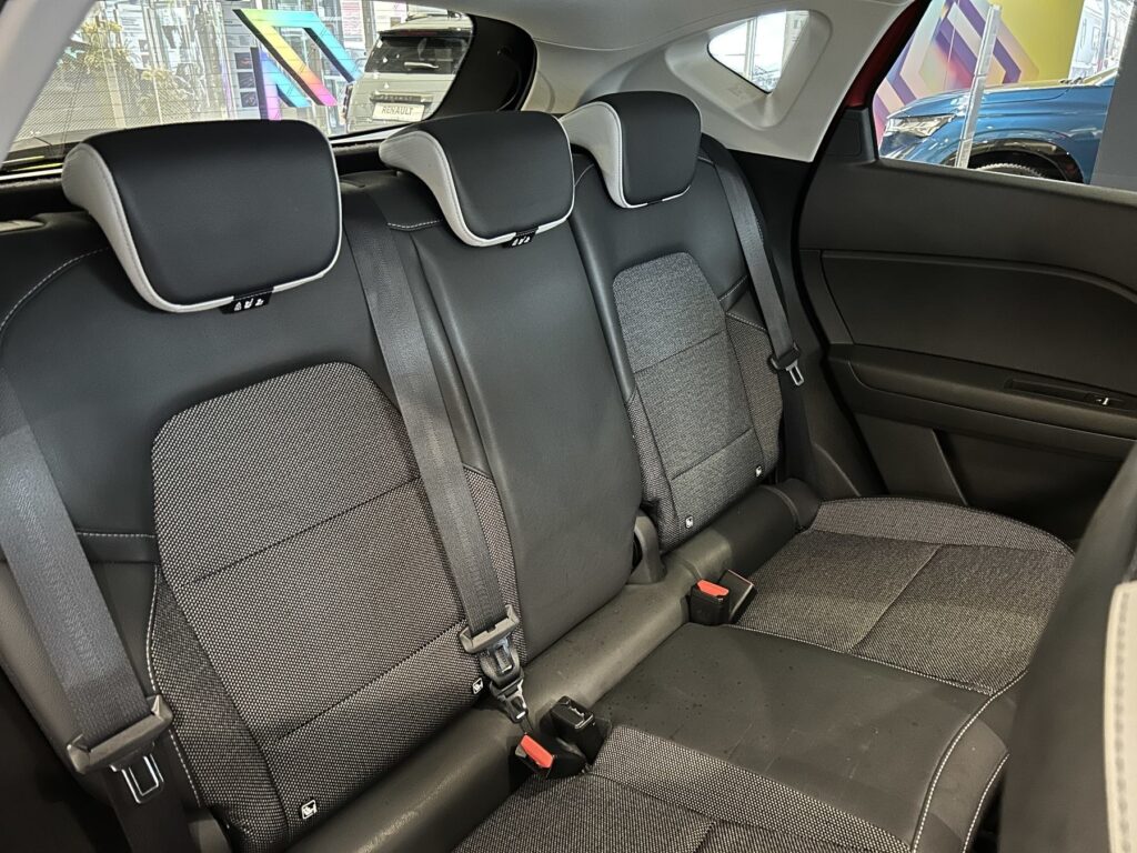 Renault Captur Exposé-Bild 7