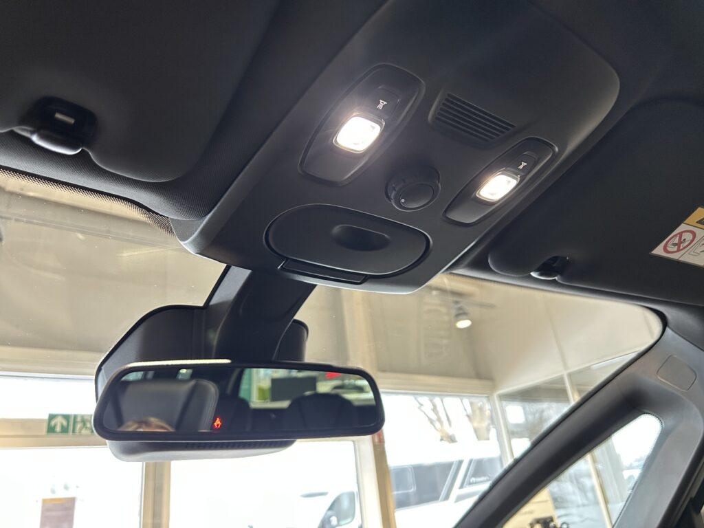 Renault Grand Scenic Exposé-Bild 30