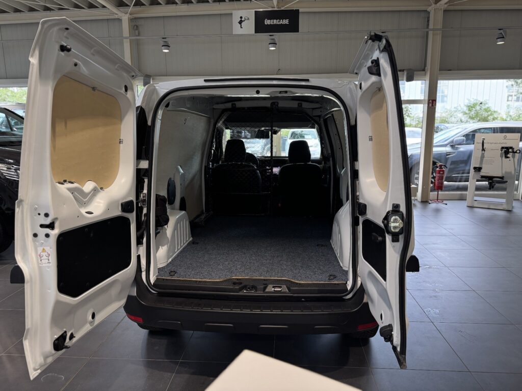 Renault Express Exposé-Bild 11