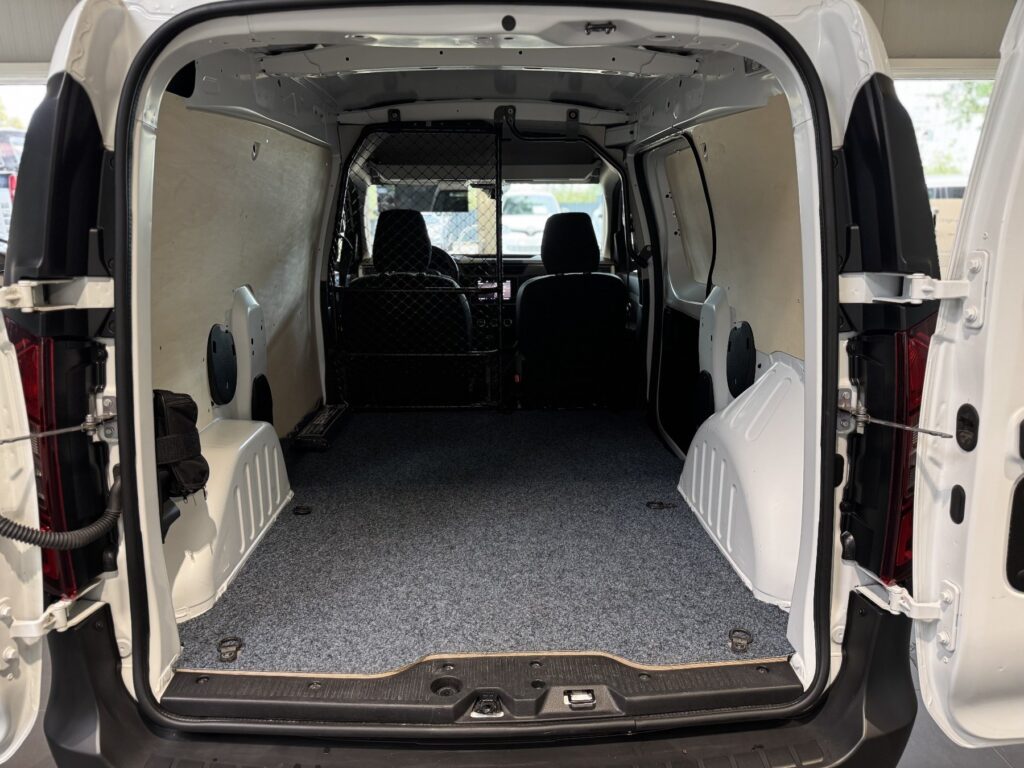 Renault Express Exposé-Bild 13