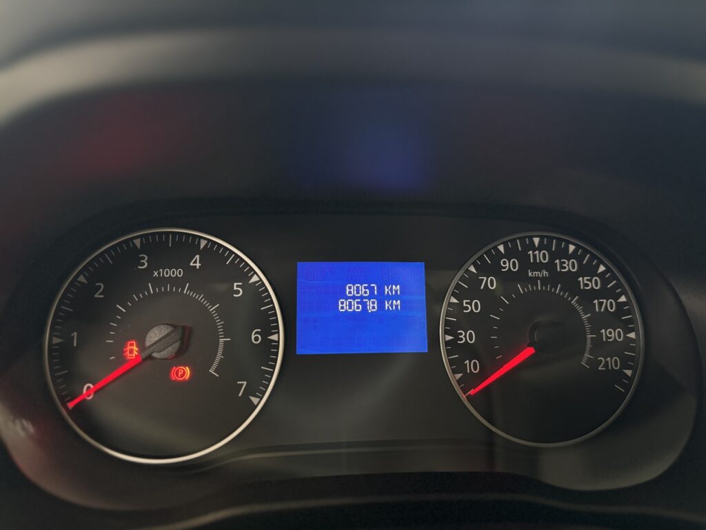 Renault Express Exposé-Bild 21