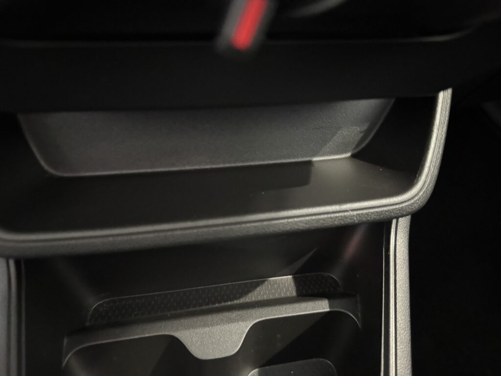 Renault Express Exposé-Bild 25