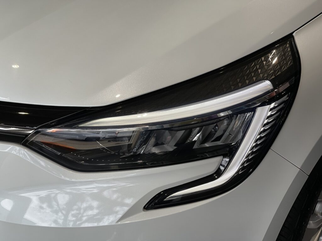 Renault Clio Exposé-Bild 5