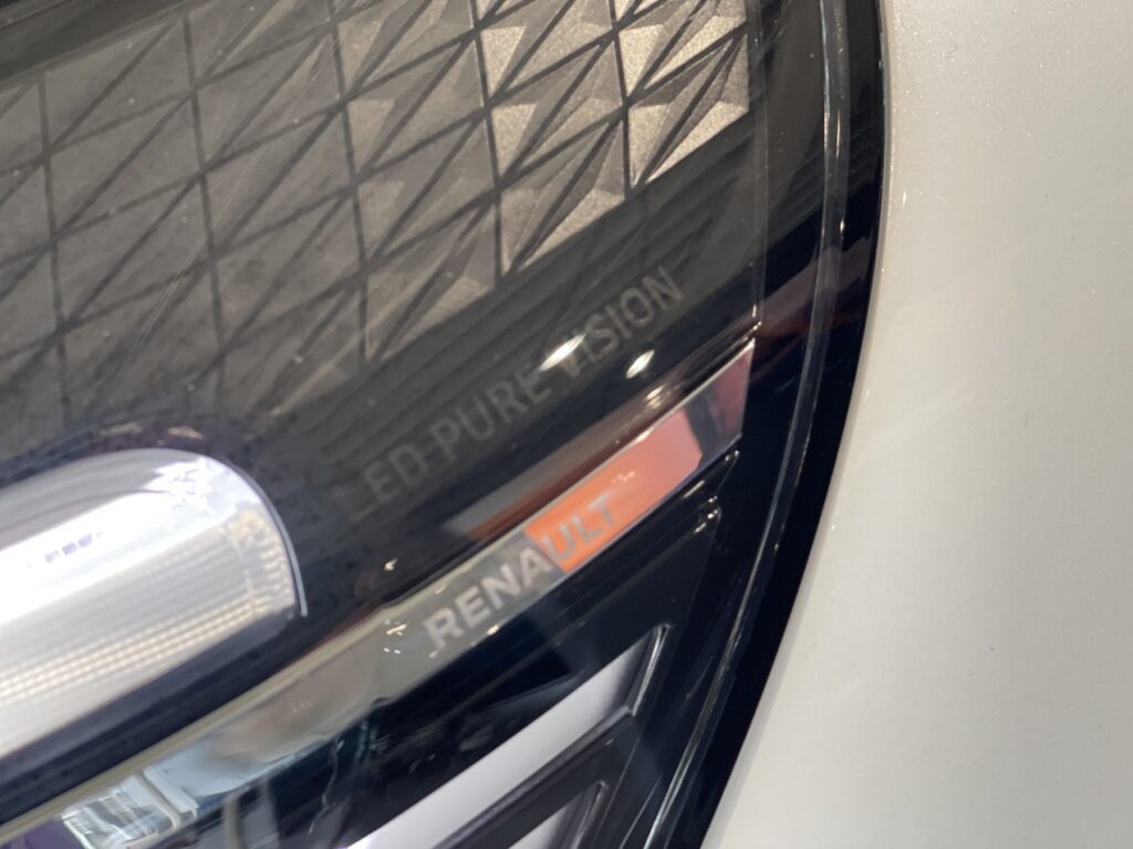 Renault Clio Exposé-Bild 6