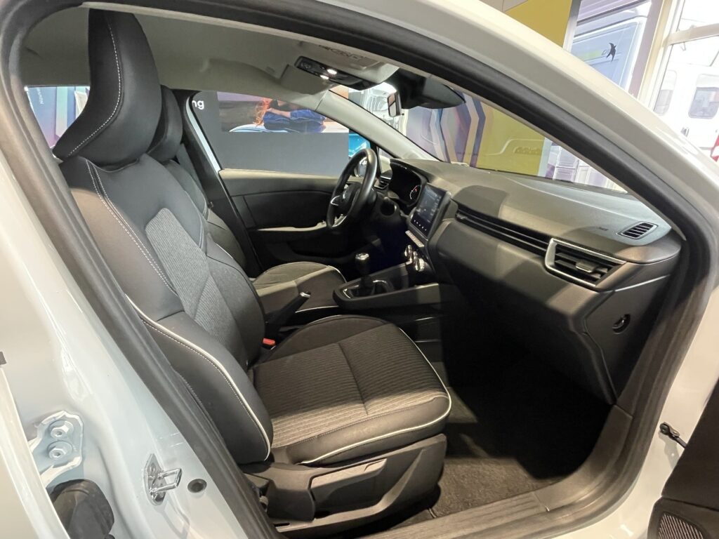 Renault Clio Exposé-Bild 9