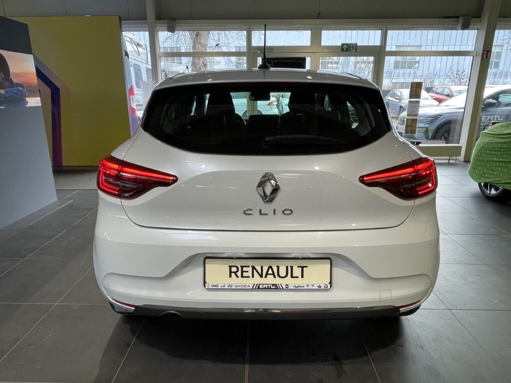 Renault Clio Exposé-Bild 16