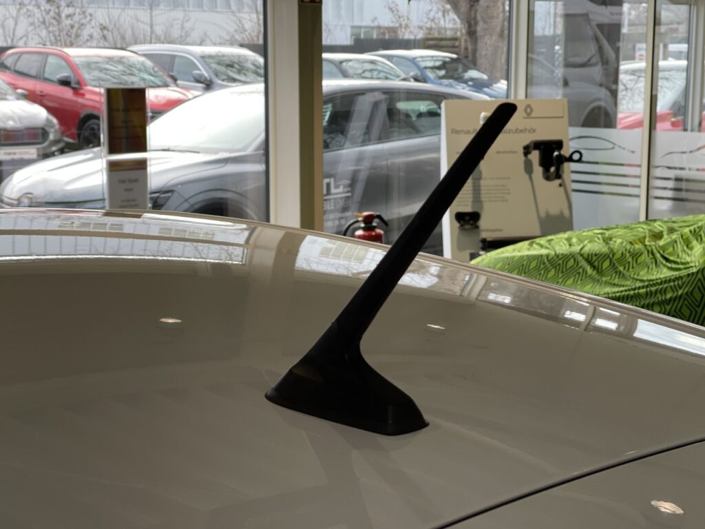 Renault Clio Exposé-Bild 19