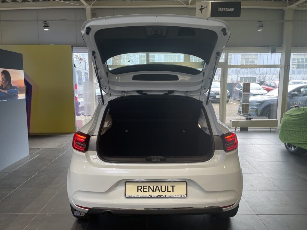 Renault Clio Exposé-Bild 20