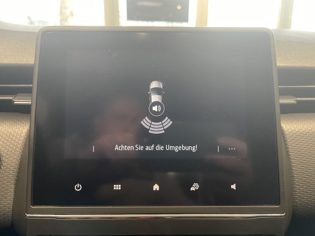 Renault Clio Exposé-Bild 34