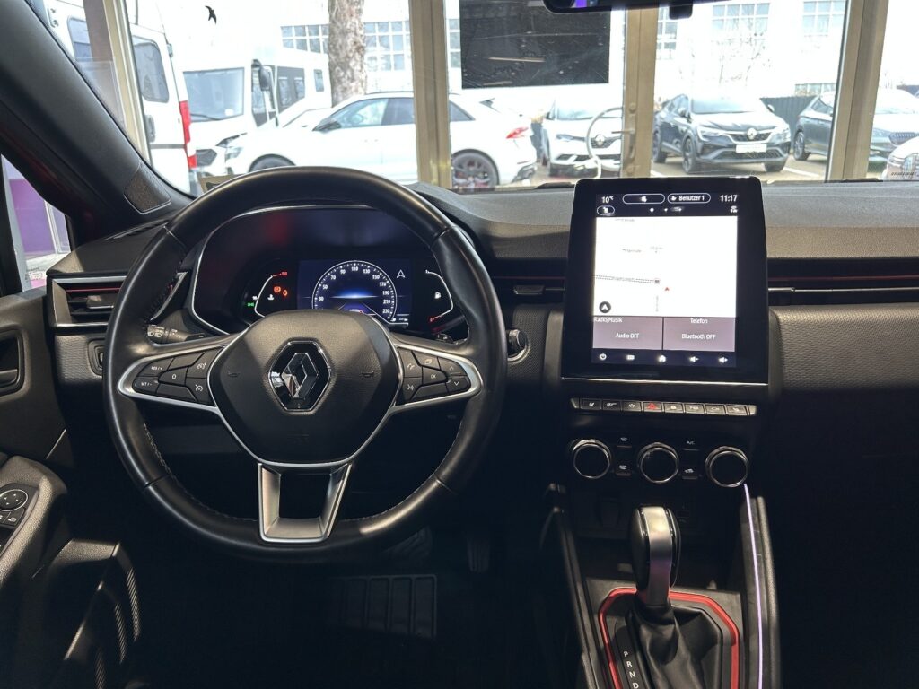 Renault Clio Exposé-Bild 8