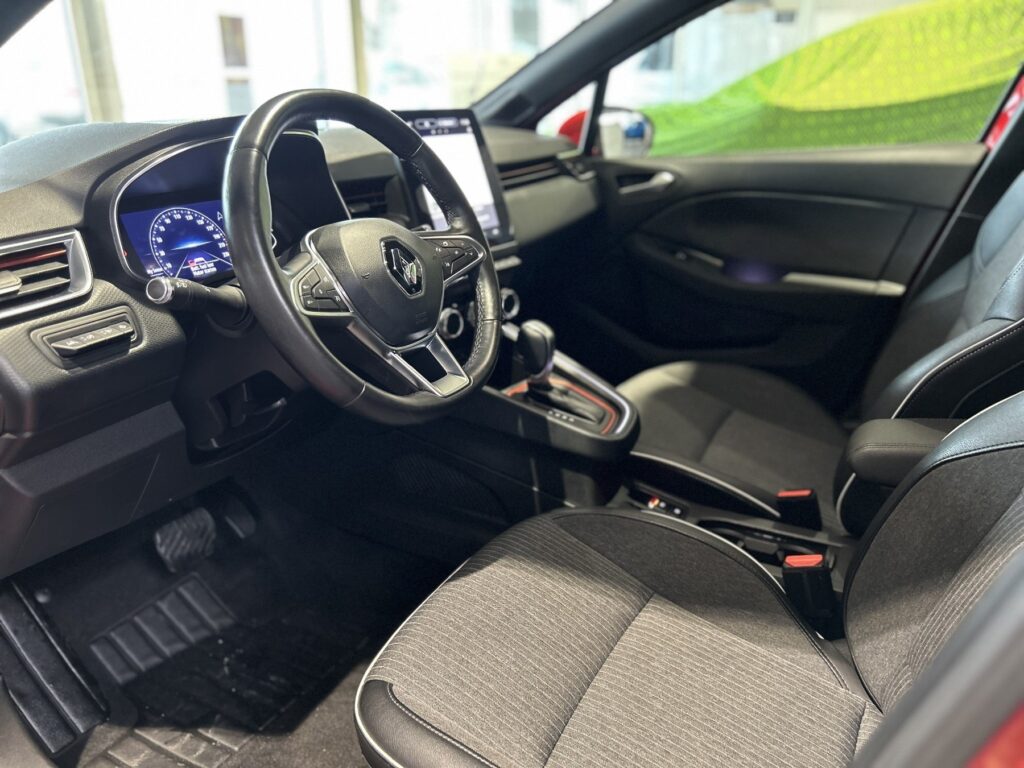 Renault Clio Exposé-Bild 12