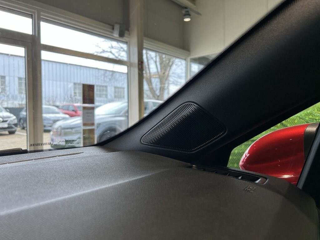 Renault Clio Exposé-Bild 23