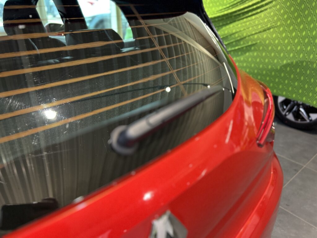 Renault Clio Exposé-Bild 48