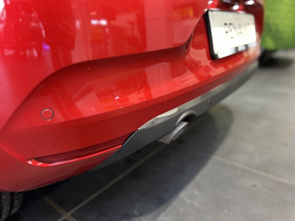 Renault Clio Exposé-Bild 49