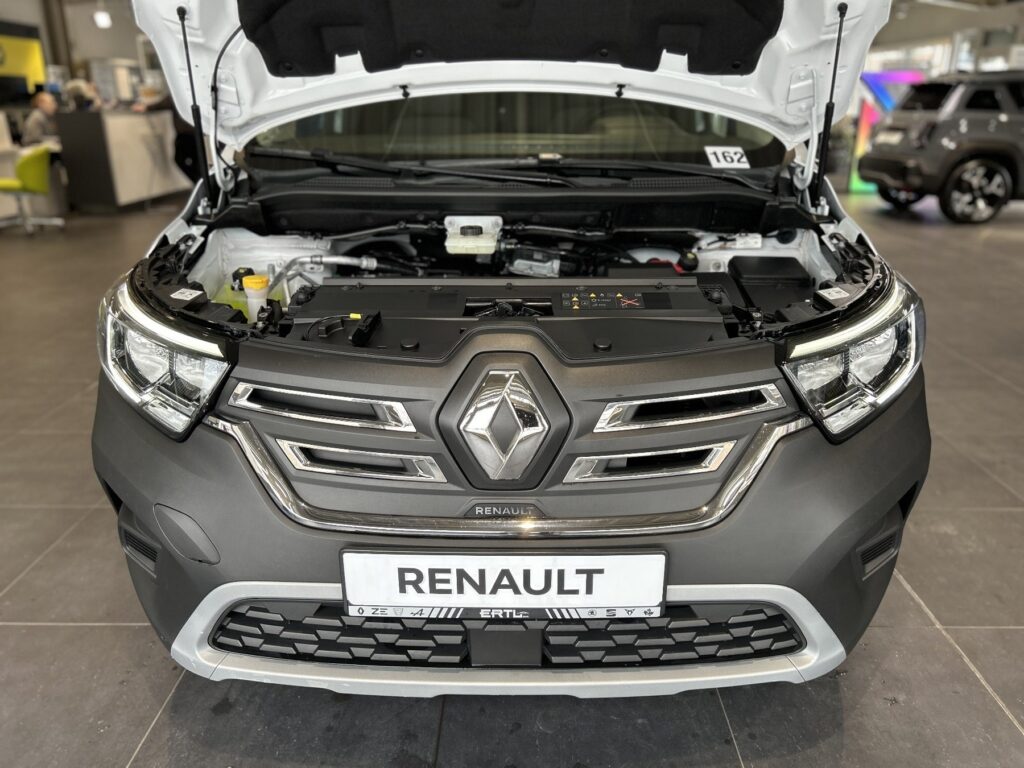 Renault Kangoo E-TECH Exposé-Bild 3