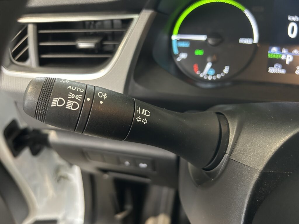 Renault Kangoo E-TECH Exposé-Bild 20