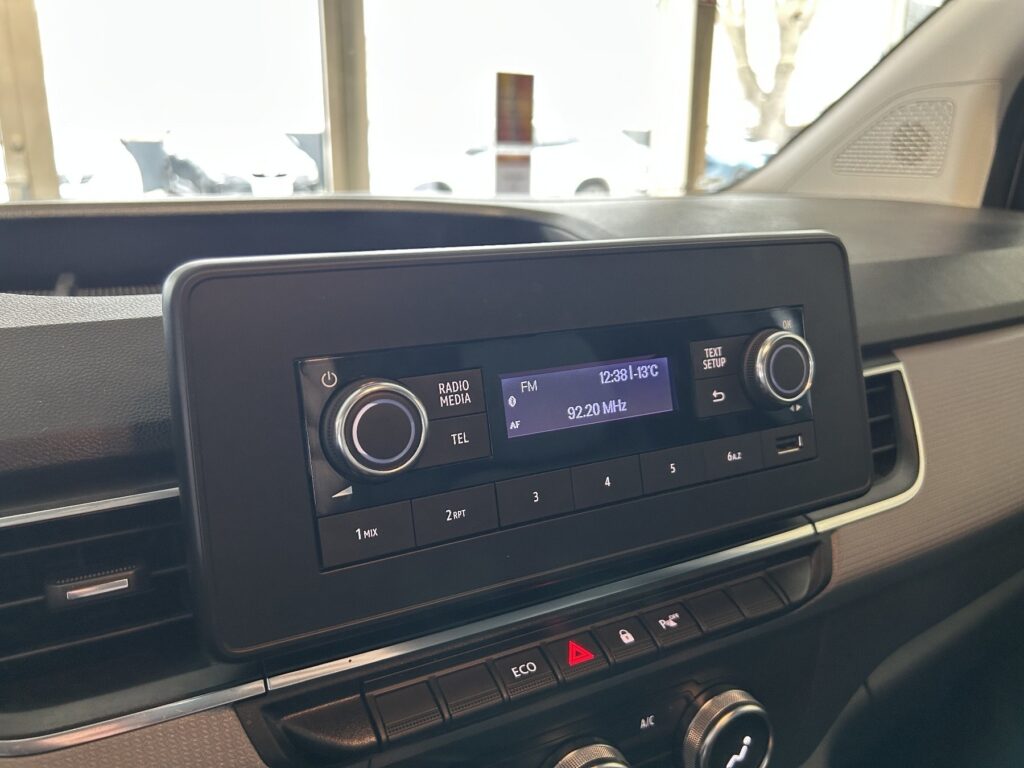 Renault Kangoo E-TECH Exposé-Bild 21