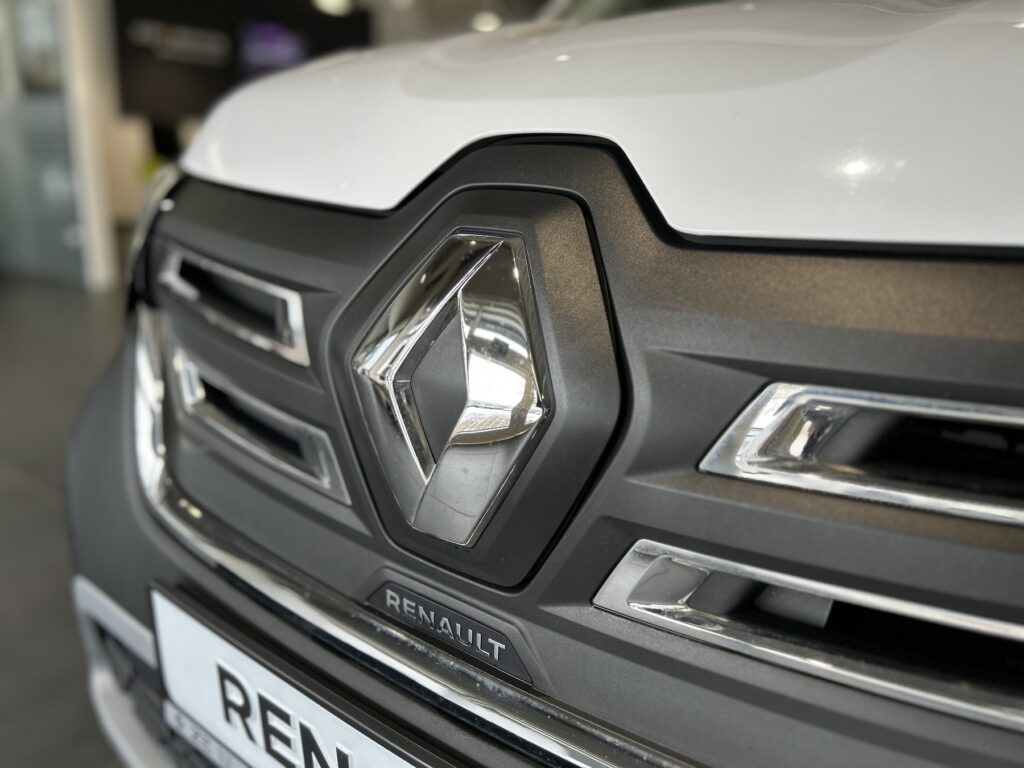 Renault Kangoo E-TECH Exposé-Bild 37