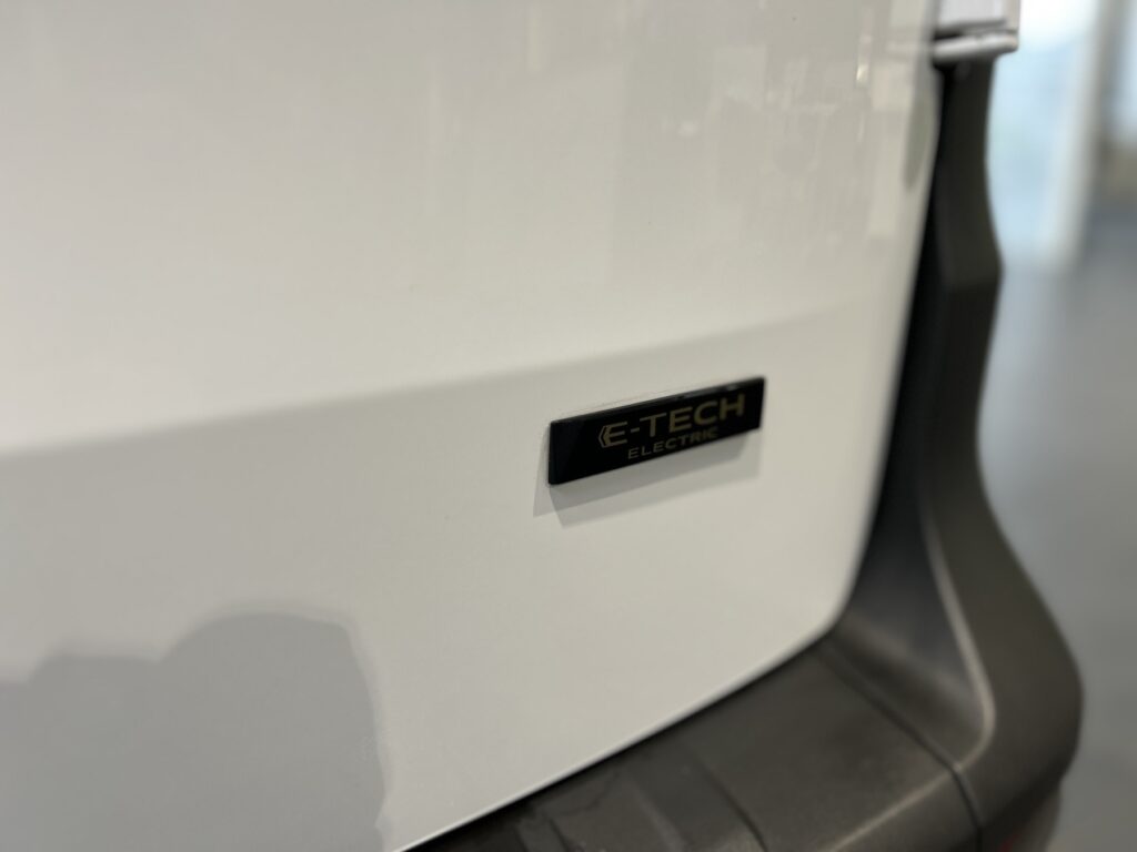 Renault Kangoo E-TECH Exposé-Bild 47