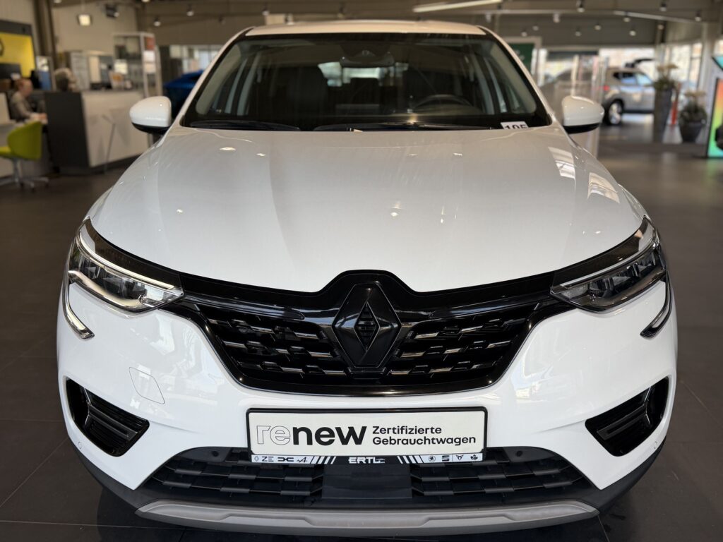 Renault Arkana Exposé-Bild 2