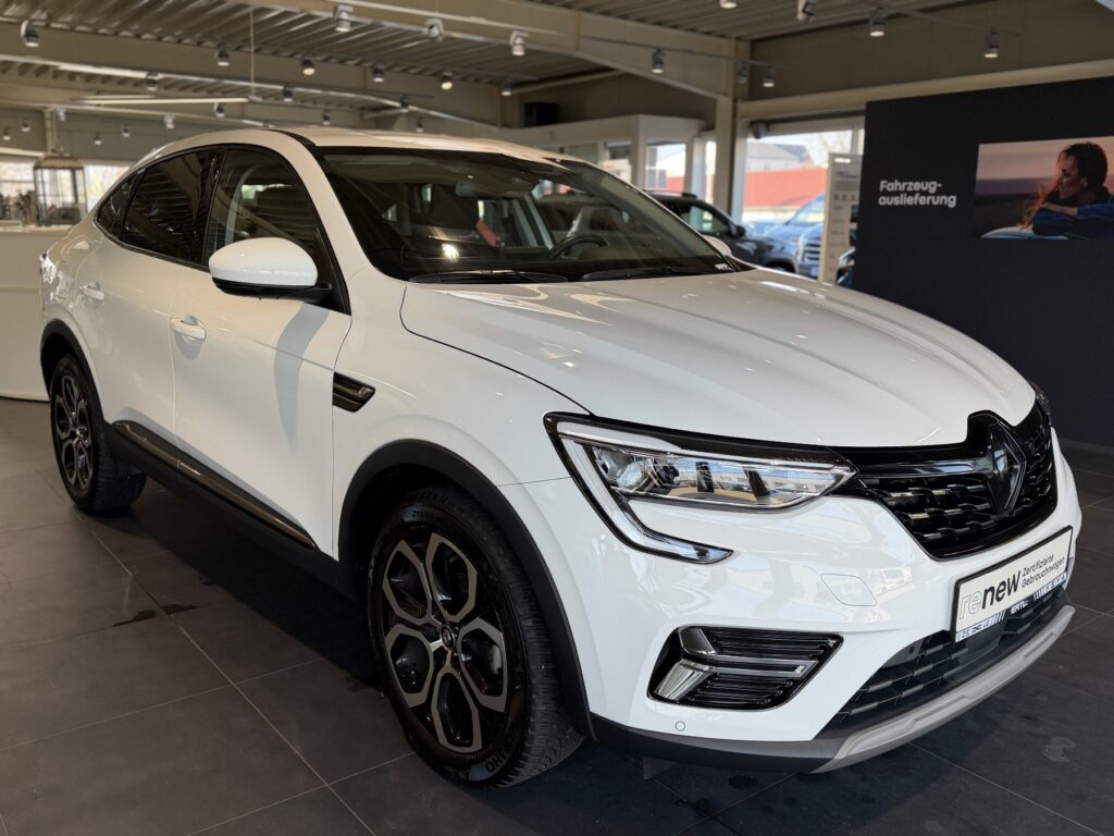 Renault Arkana Exposé-Bild 5