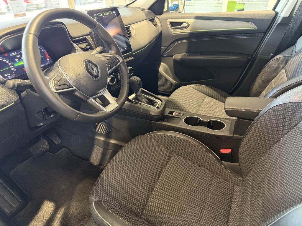 Renault Arkana Exposé-Bild 14