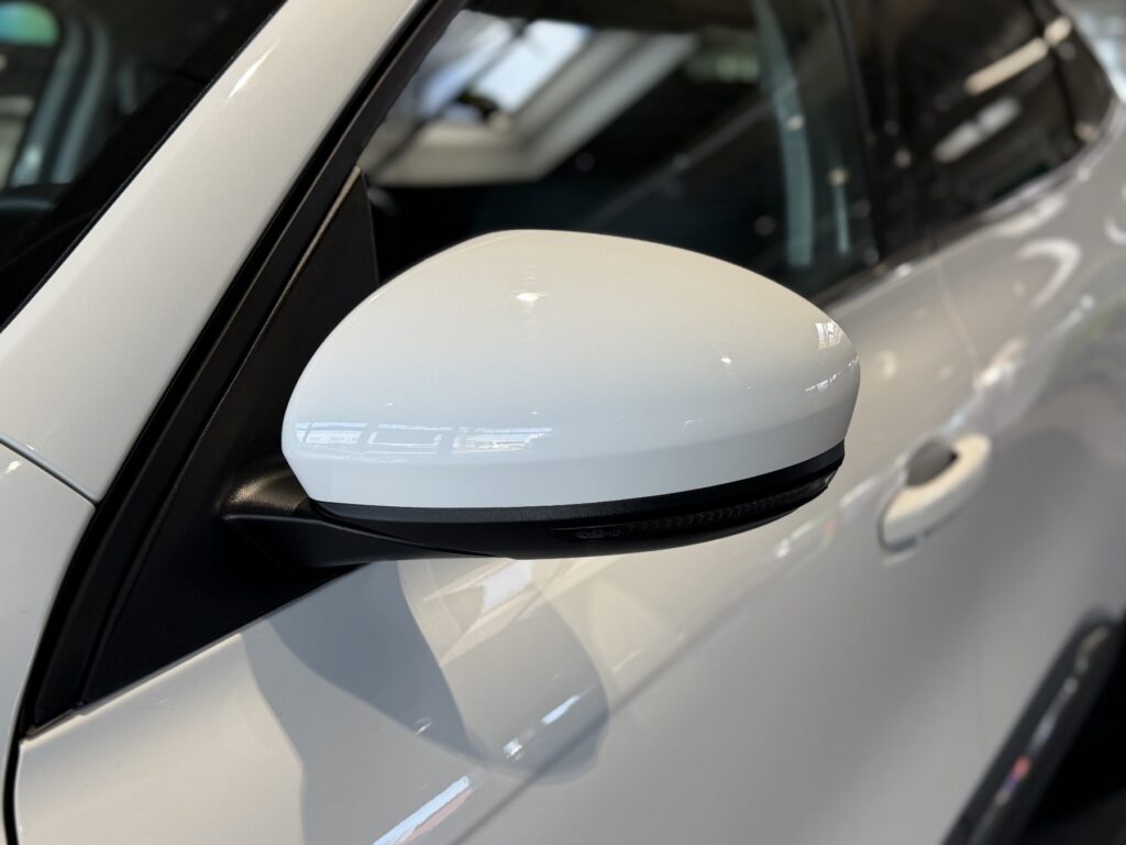 Renault Arkana Exposé-Bild 36