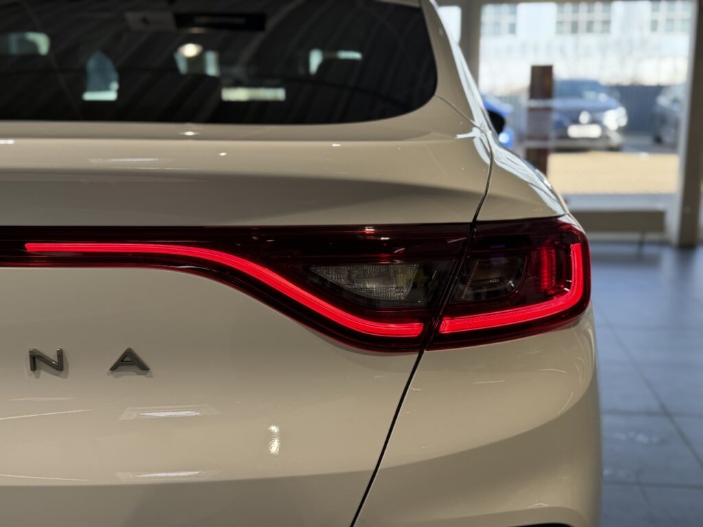 Renault Arkana Exposé-Bild 44