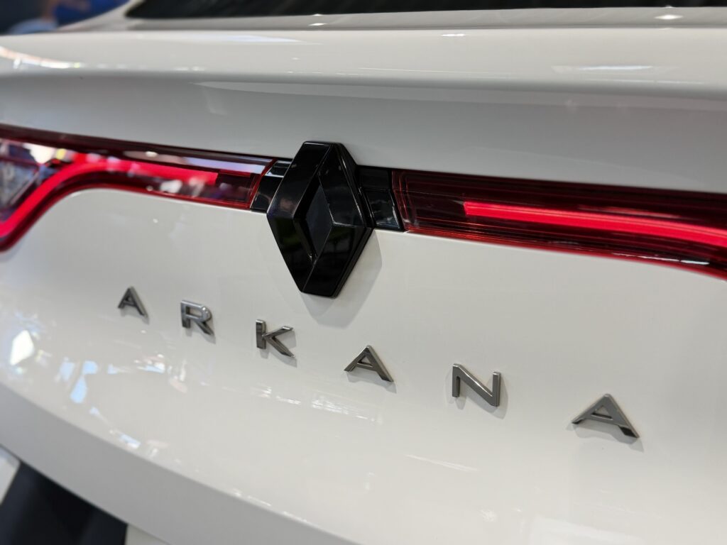 Renault Arkana Exposé-Bild 45