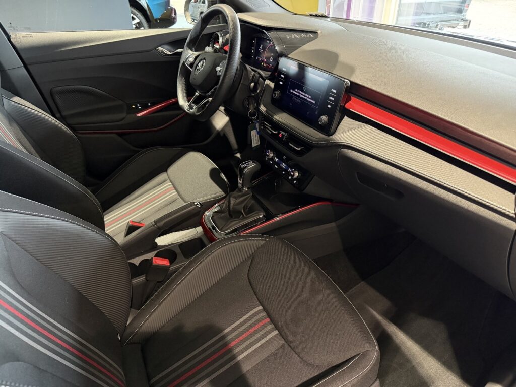 SKODA Fabia Exposé-Bild 6