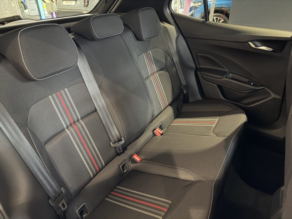 SKODA Fabia Exposé-Bild 7