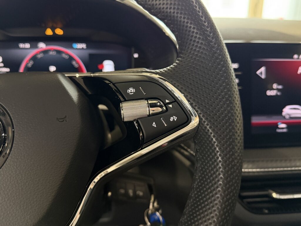 SKODA Fabia Exposé-Bild 18