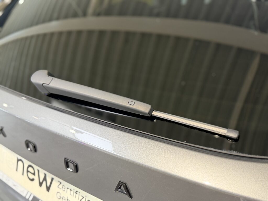 SKODA Fabia Exposé-Bild 48