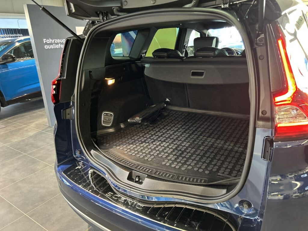 Renault Grand Scenic Exposé-Bild 11