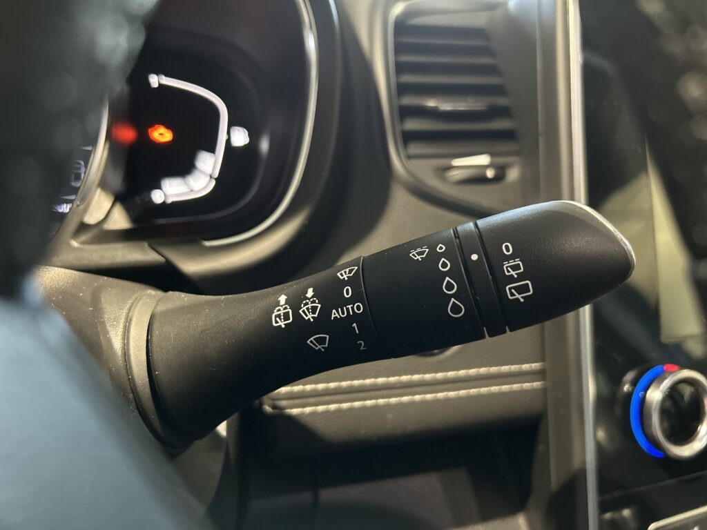 Renault Grand Scenic Exposé-Bild 18