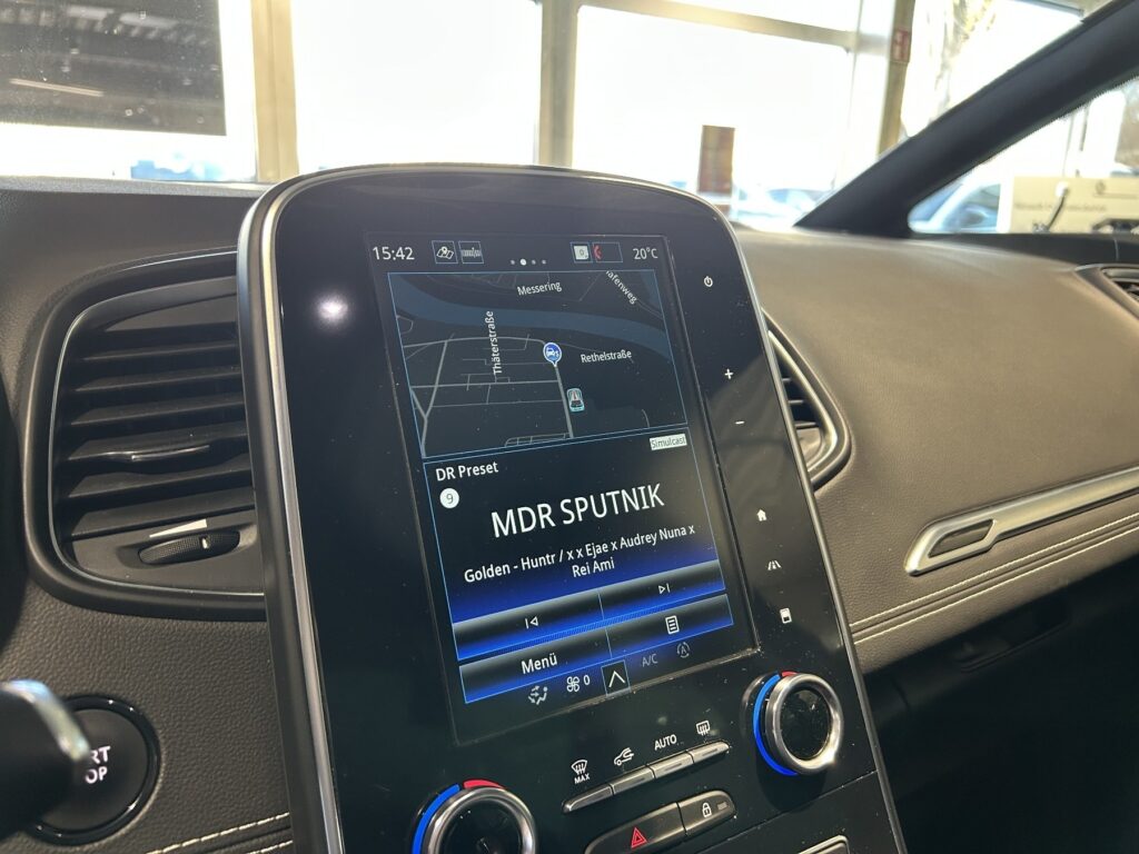 Renault Grand Scenic Exposé-Bild 21