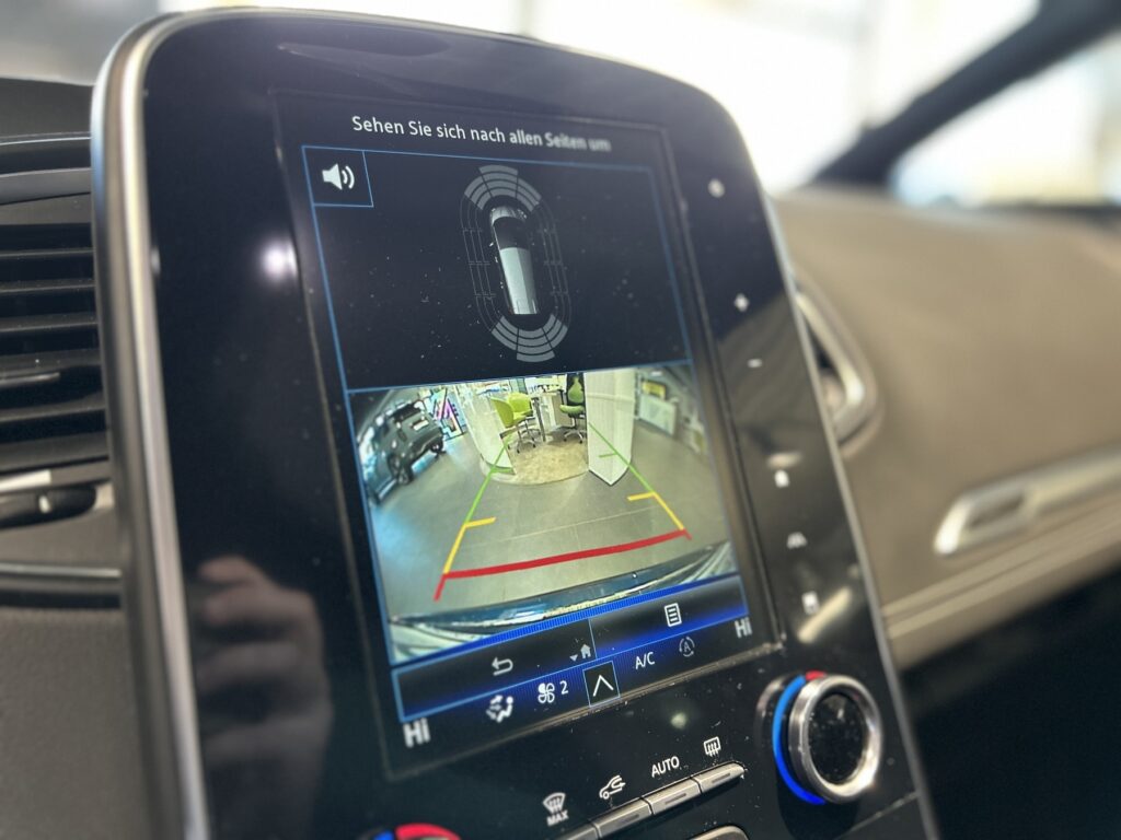 Renault Grand Scenic Exposé-Bild 22