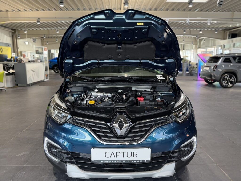 Renault Captur Exposé-Bild 3
