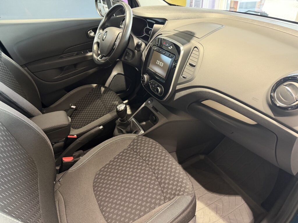 Renault Captur Exposé-Bild 6