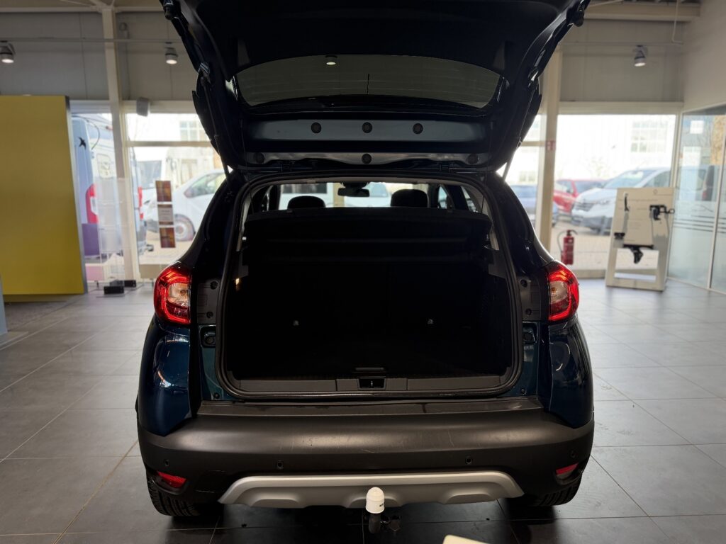 Renault Captur Exposé-Bild 11