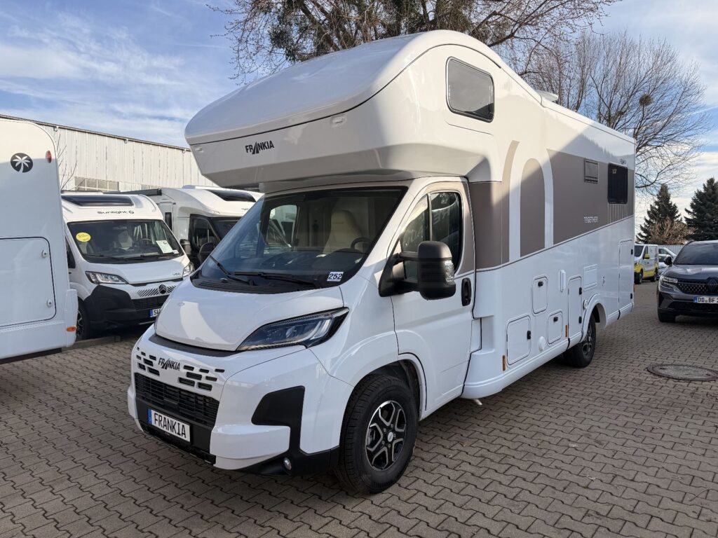 Frankia A Exposé-Bild 1