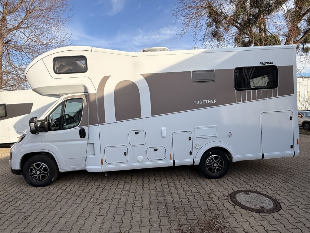 Frankia A Exposé-Bild 2